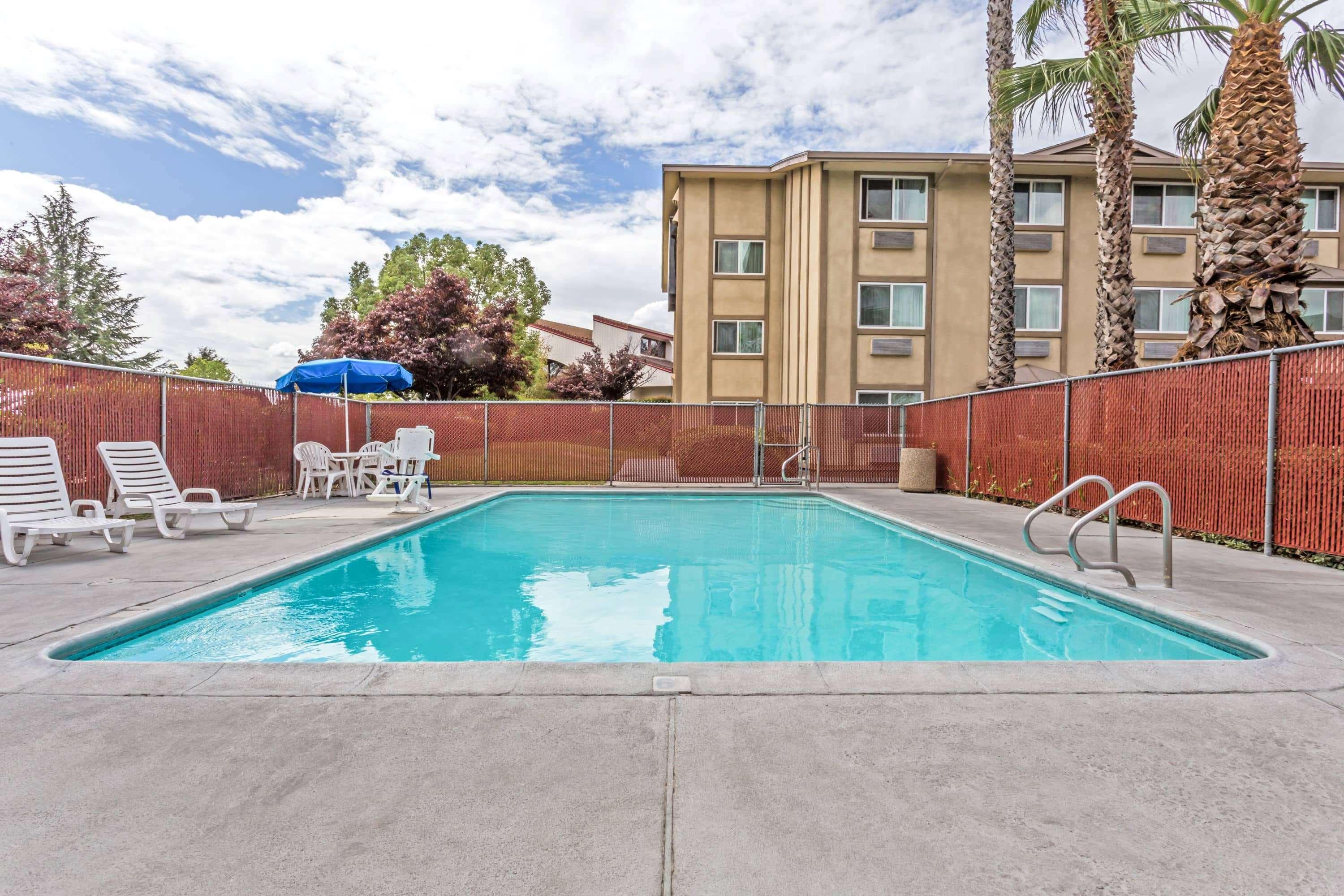 Super 8 By Wyndham Sacramento Hotel Carmichael Exterior foto