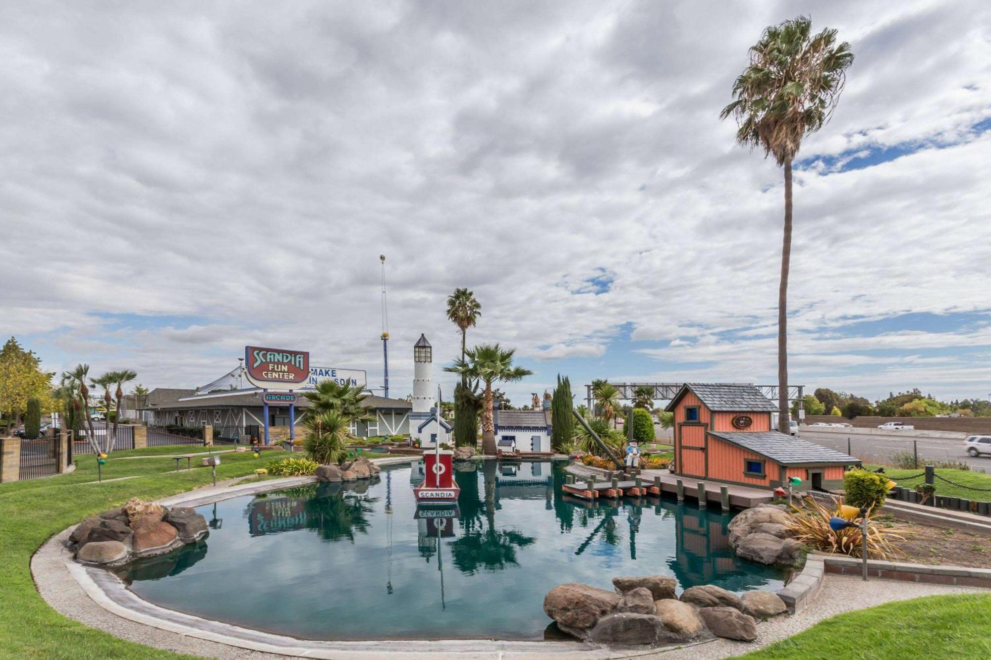 Super 8 By Wyndham Sacramento Hotel Carmichael Exterior foto