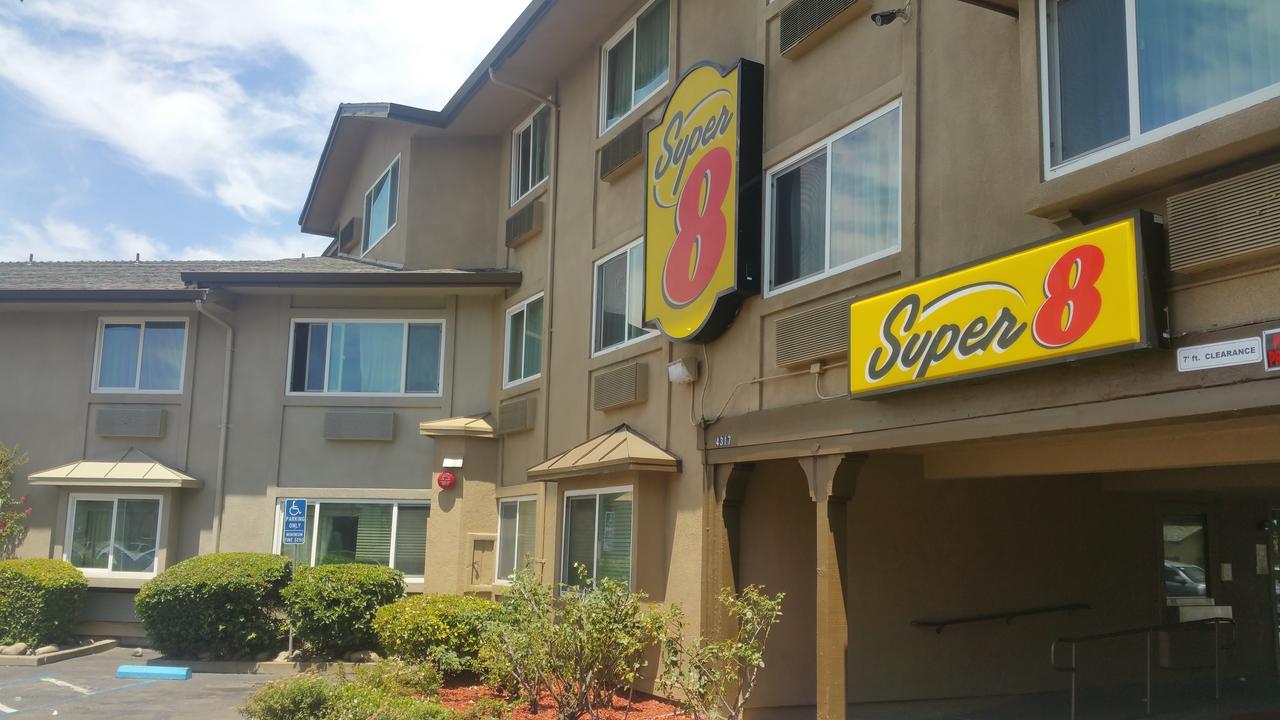 Super 8 By Wyndham Sacramento Hotel Carmichael Exterior foto