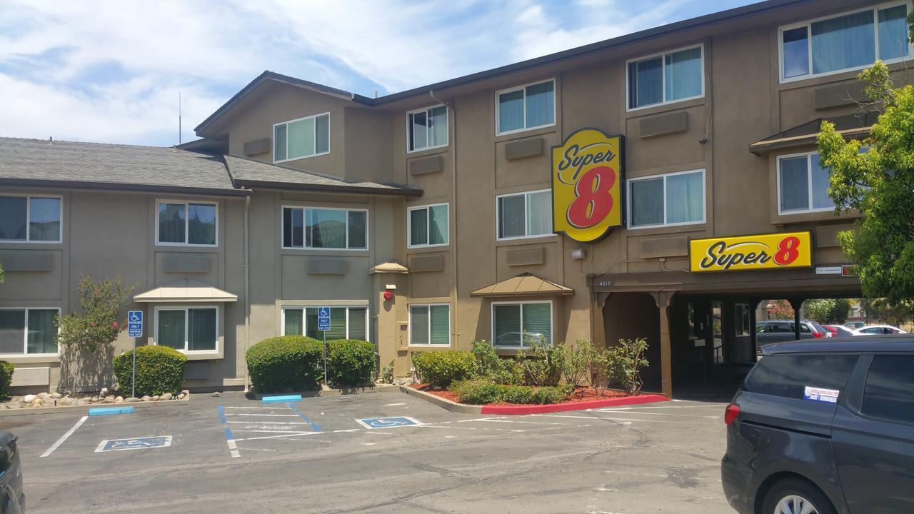 Super 8 By Wyndham Sacramento Hotel Carmichael Exterior foto