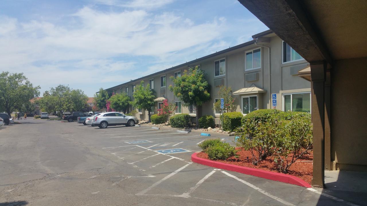 Super 8 By Wyndham Sacramento Hotel Carmichael Exterior foto